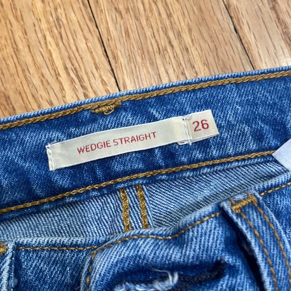 2 pairs of button fly Levis - Picture 4 of 7